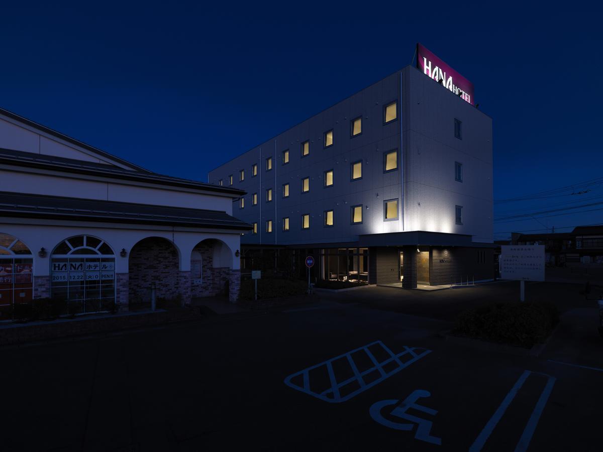 Hana Hotel Fukaya & Spa Buitenkant foto