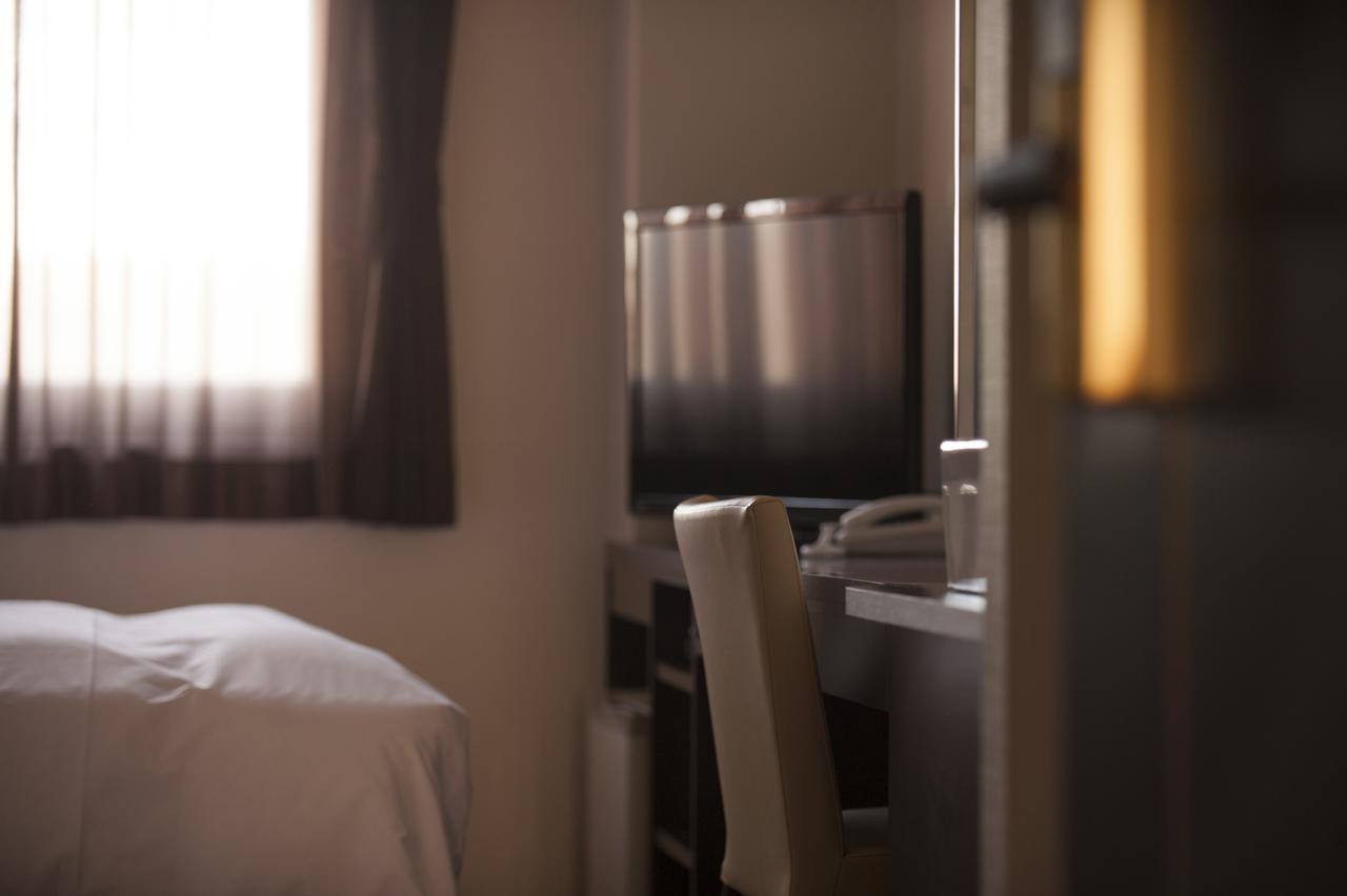 Hana Hotel Fukaya & Spa Buitenkant foto