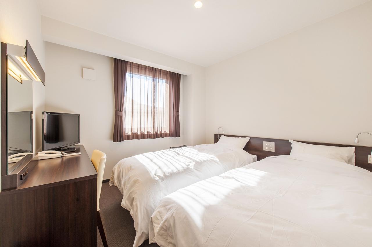 Hana Hotel Fukaya & Spa Buitenkant foto