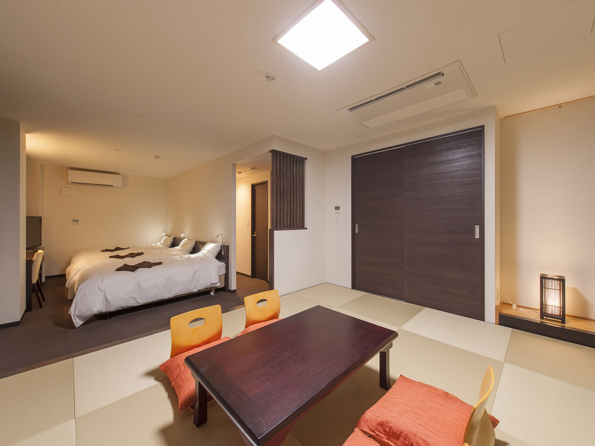 Hana Hotel Fukaya & Spa Buitenkant foto