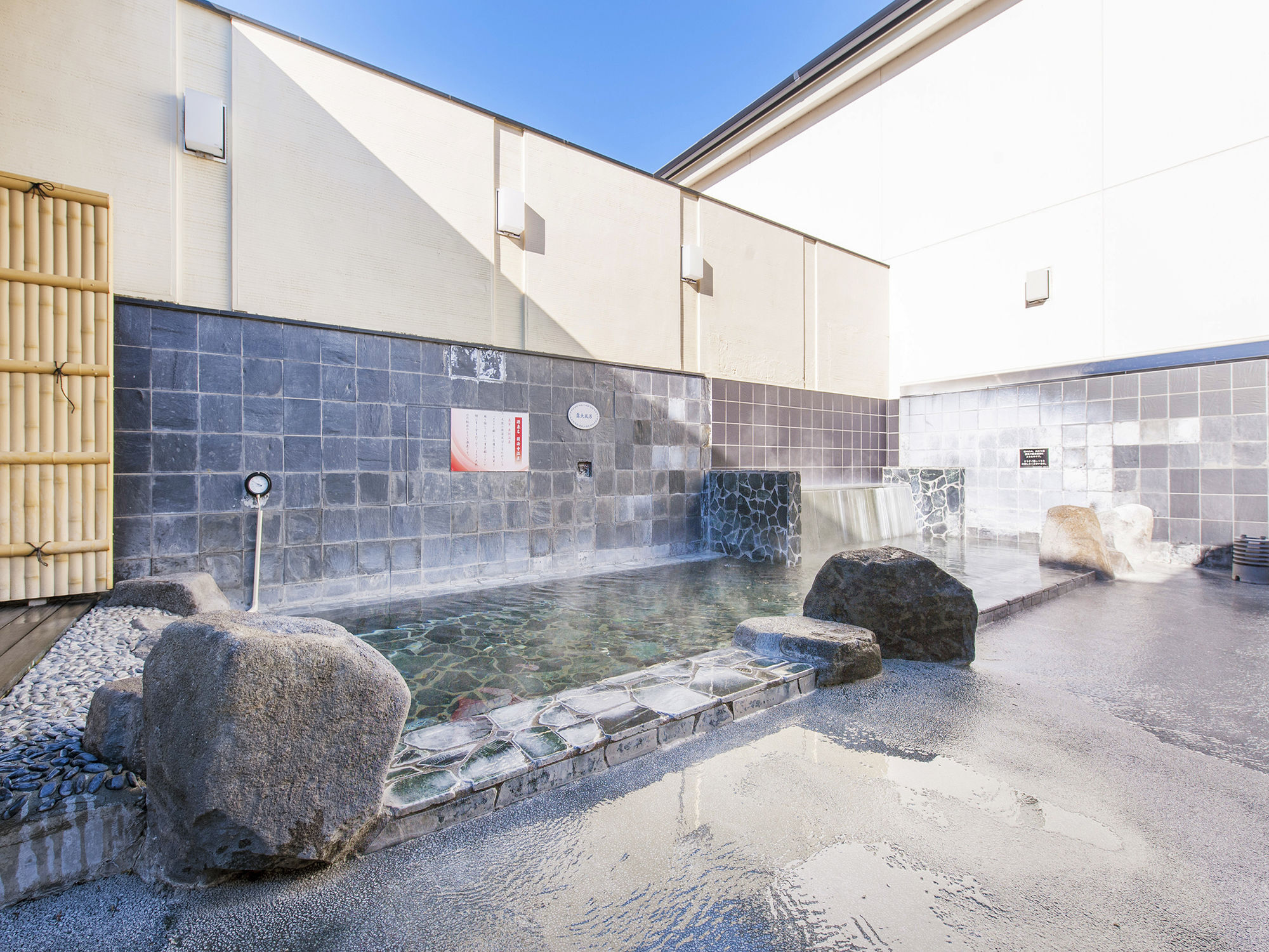 Hana Hotel Fukaya & Spa Buitenkant foto
